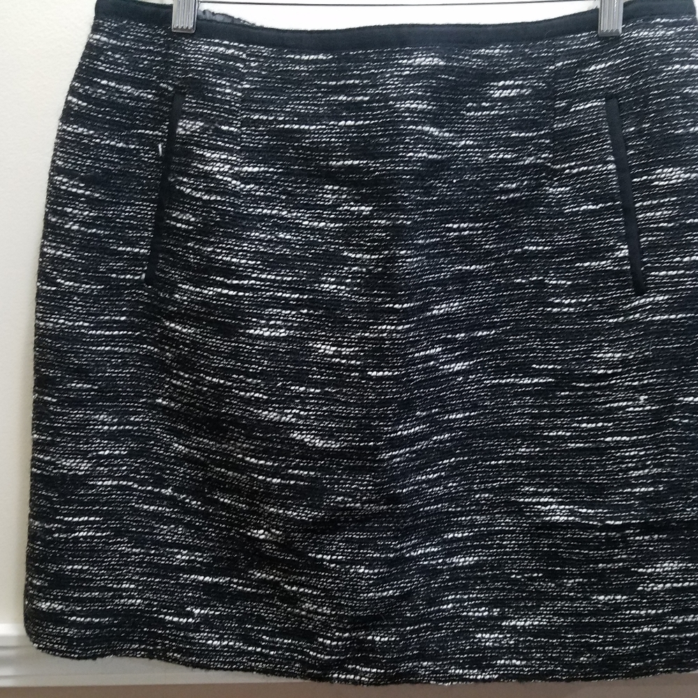 Talbots like new skirt